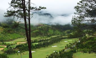 Sam Tuyen Lam Golf & Resorts