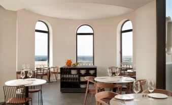 Dear Hotel Madrid - Housity