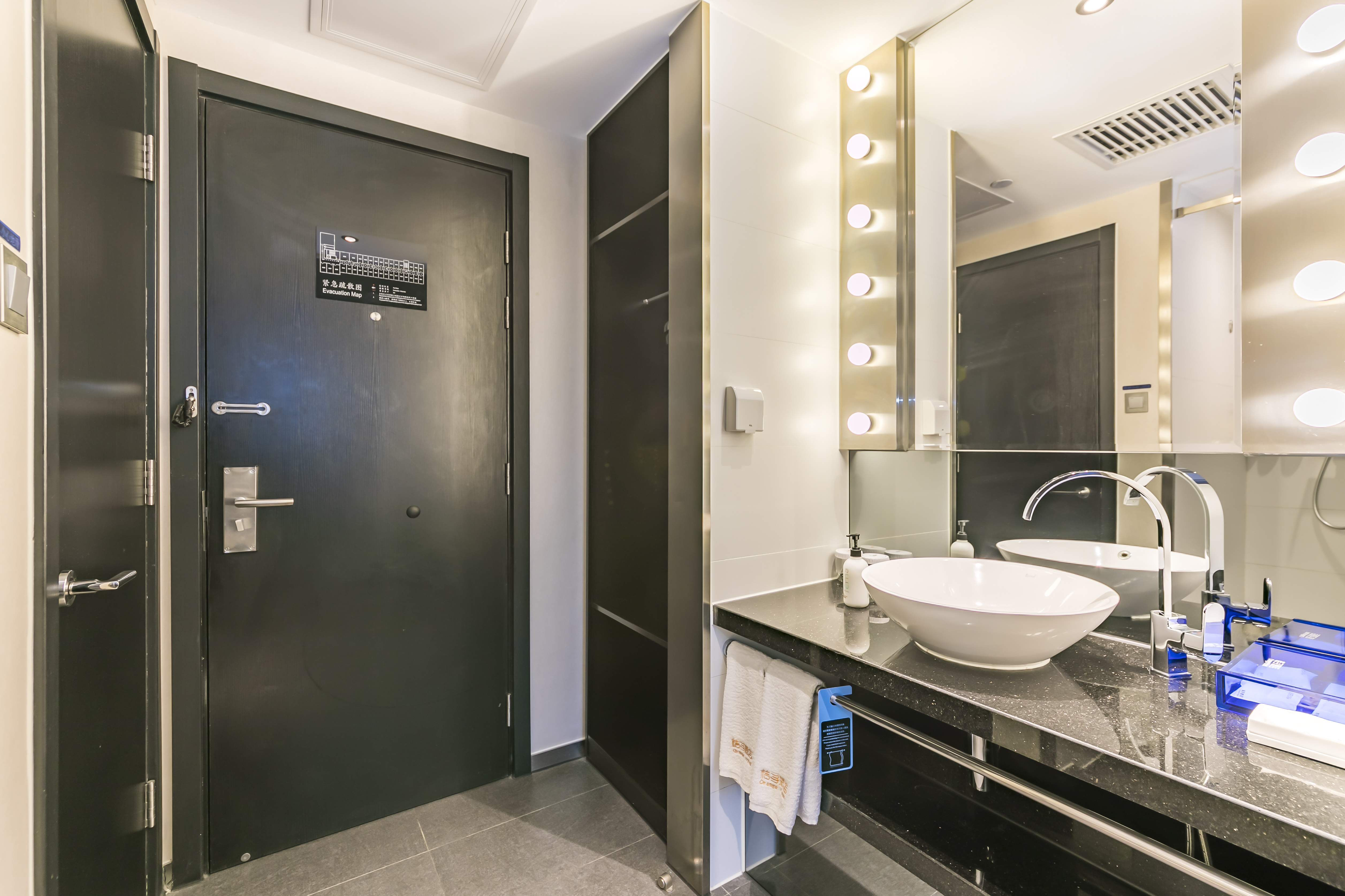 森林狂欢（小冰箱）