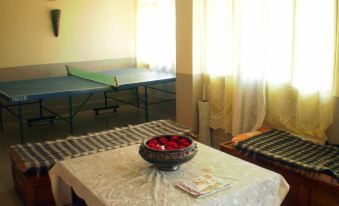 Suitetrails - Himalayan Retreat & Resort