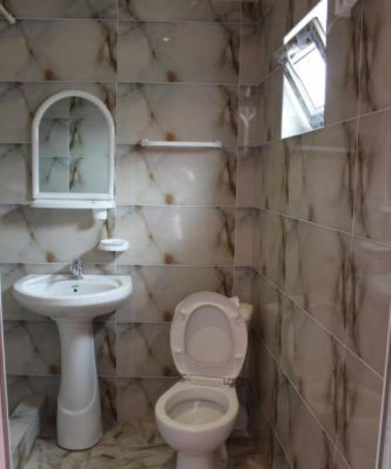 舒适三人间 - 带淋浴