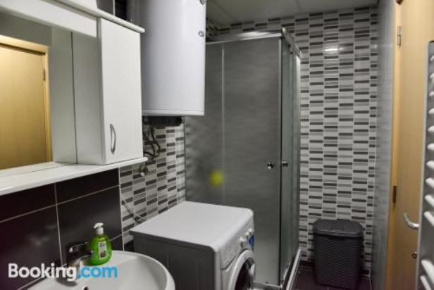 奢华两卧室公寓