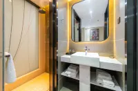 HuaTing Hotel(Guyuan City Government Store)