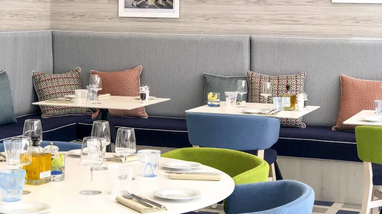 ノボテル モンテカルロ 食事・レストラン