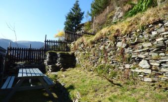 Ty Cynon - Housity
