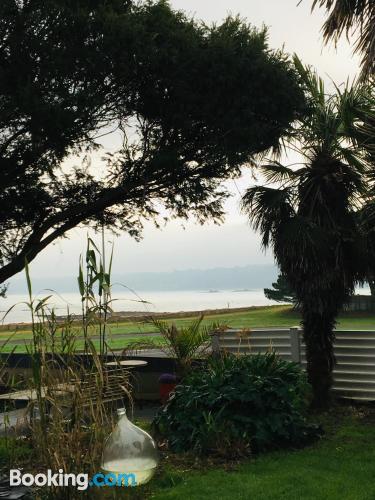 带海景的双人房