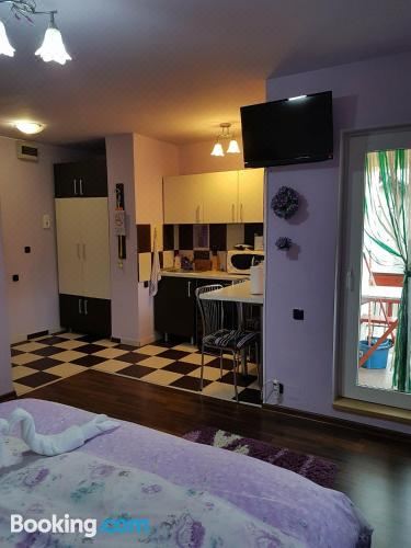 标准三人一室公寓