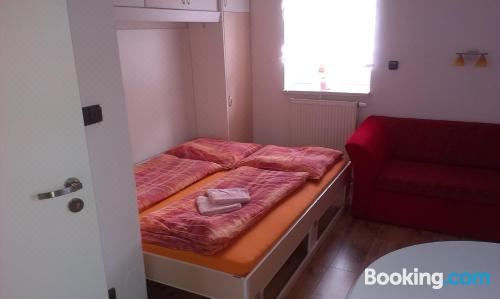 带露台一室公寓