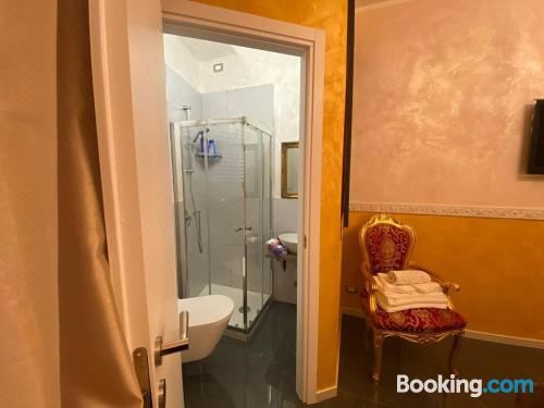 蝴蝶夫人公寓 - 豪华大床间