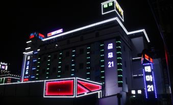 Iksan Tema21 Motel - Housity