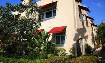 La Jolla Bed and Breakfast Retreat, LLC - Housity