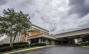 Holiday Inn Knoxville West- Cedar Bluff RD