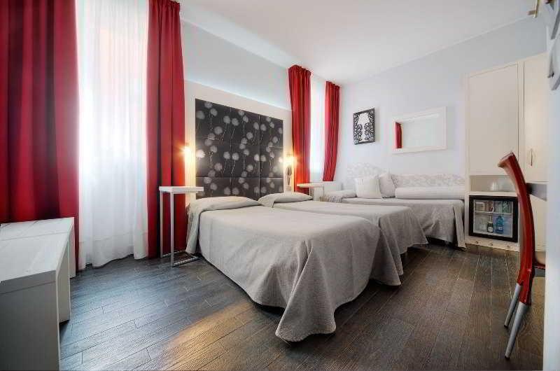 Hotel AaronTriple room