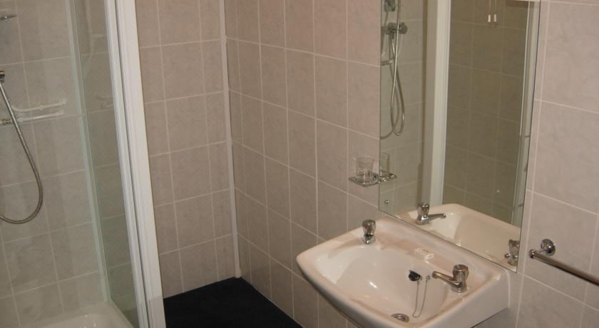 三人房（帶浴室）