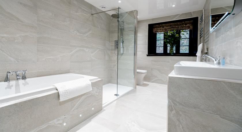 山景豪华双人床房