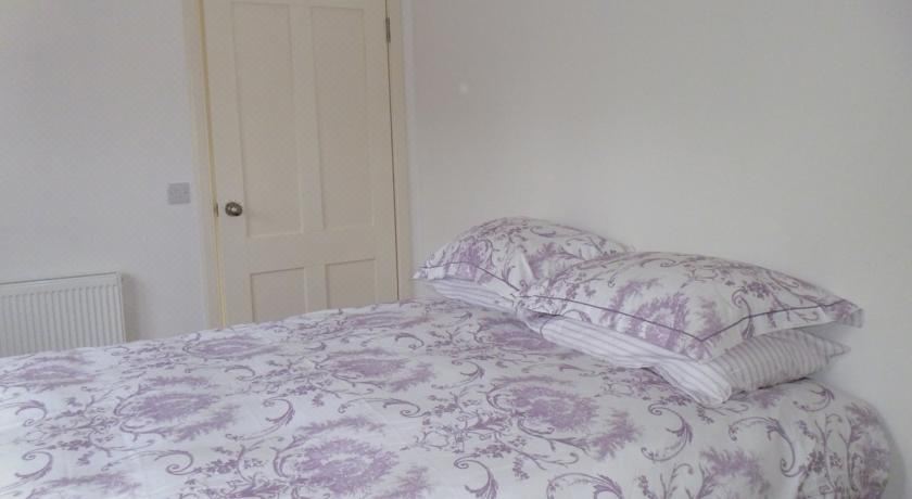 Wee Corsee Two-Bedroom Apartment