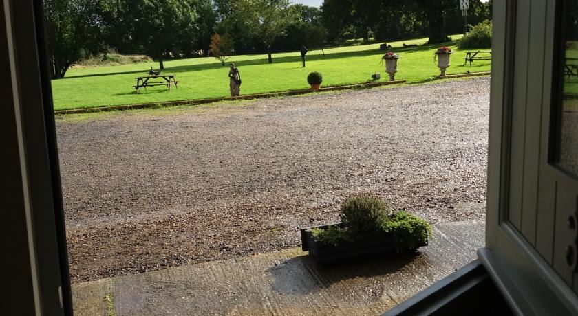 The Stables - Deer Park Farm Standard Double Room