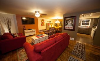 Log Cabin Lodge & Suites