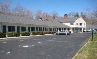 Ashford Motel