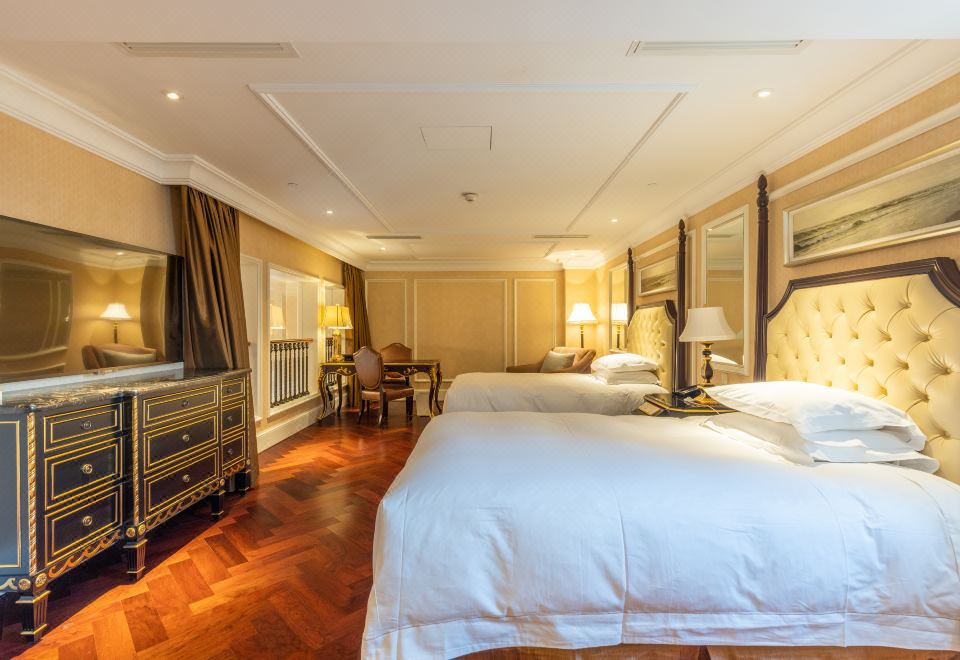 the Castle Hotel, A Luxury Collection HotelPremier Sea-View Three-Bedroom Duplex Apartment Suite 190