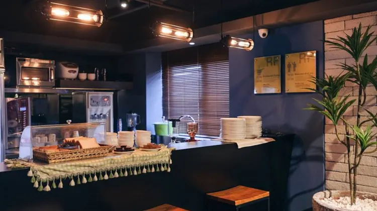 Kiwi Express Hotel (Taichung Station Branch II) 食事・レストラン