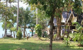 Vanalee Resort