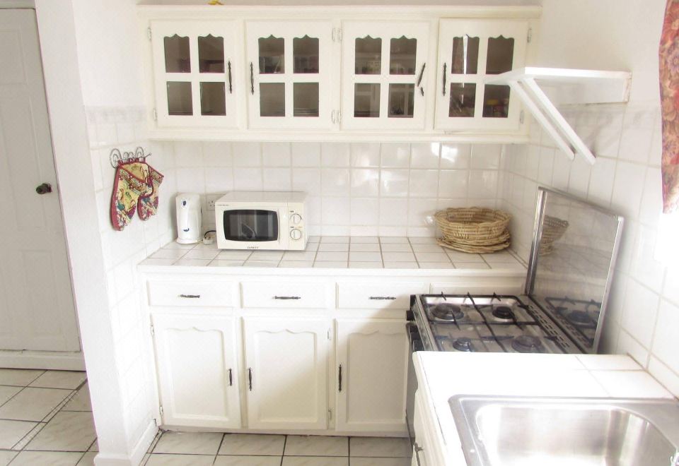 Charlery's Inn - Housity