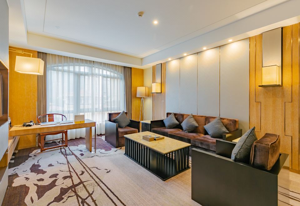 Felton Grand Hotel BazhongSuperior Suite