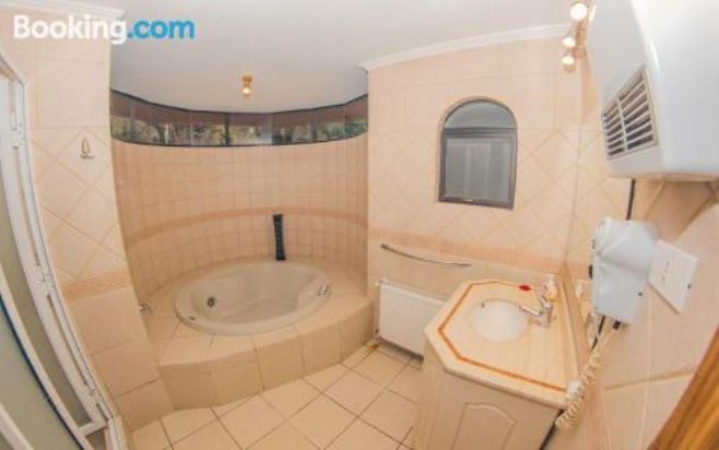 一卧室简易别墅