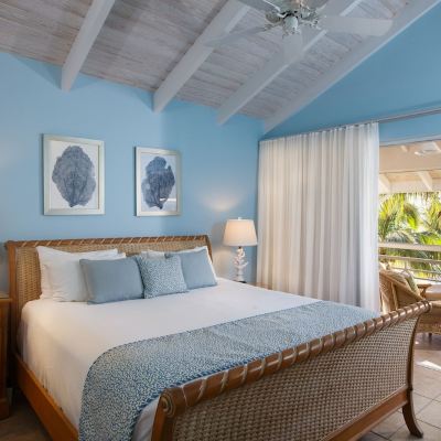 Two-Bedroom Suite with Partial Ocean View Deluxe