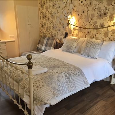 Double or Twin Room, Ensuite (Country Pet Friendly Room)