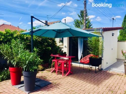 La Cuisine d'été de BeaunAmour Apartment - Ground Floor