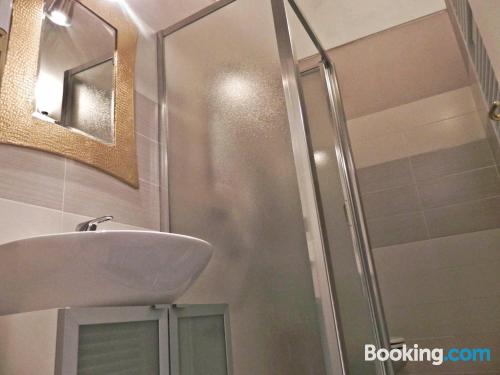 一卧室公寓（带阳台）