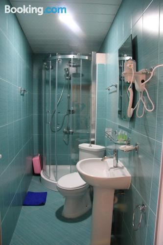 带阳台的三人房