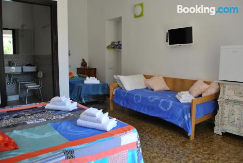 带园景的家庭房