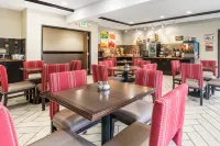 斯特靈舒適套房飯店
