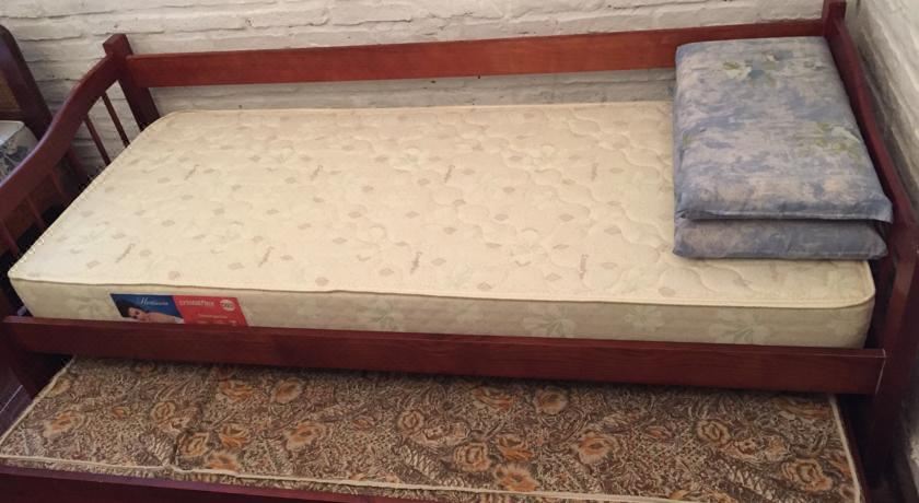 两卧室联排别墅