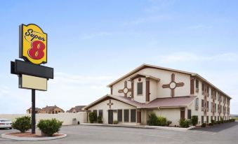 Super 8 by Wyndham Carlsbad