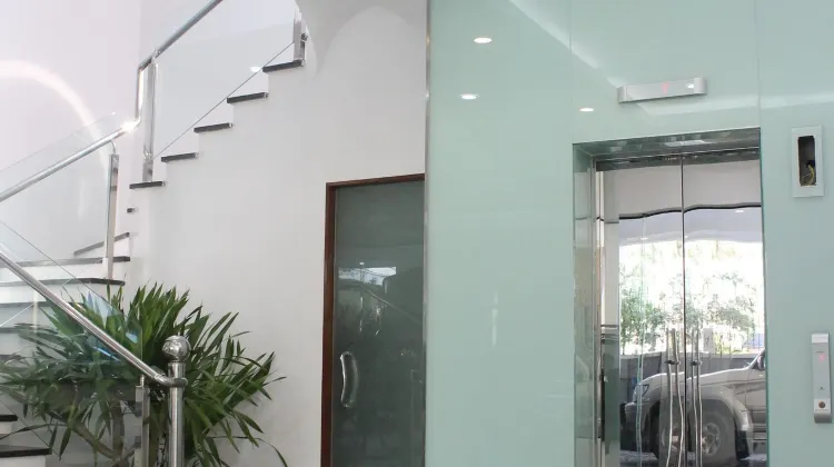 Malis the Residence 食事・レストラン