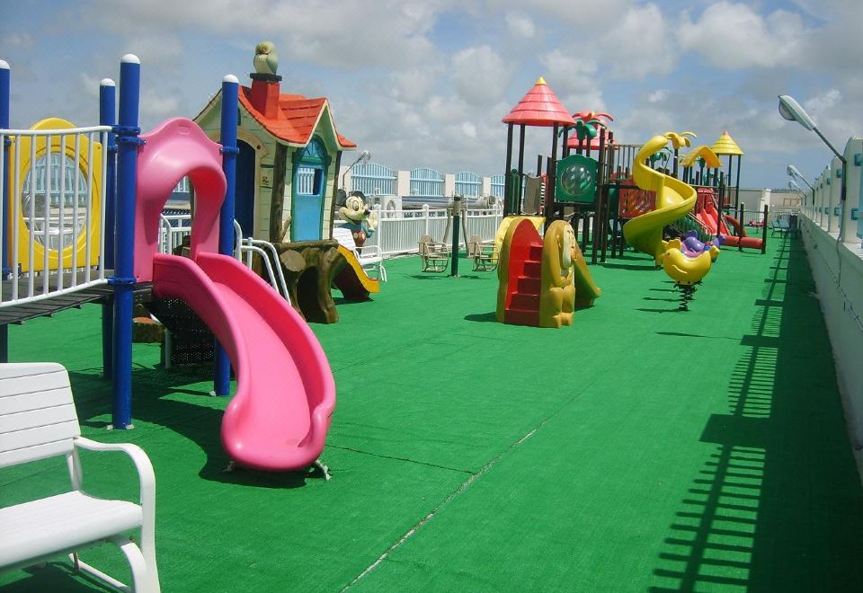 Hotel Casa Grande Airport Hotel, Family & Kids, Playground/Children's Club