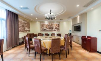 Zunyi Xindaxin Hotel (Zunyi Meeting Site Shenyang South Road Branch)