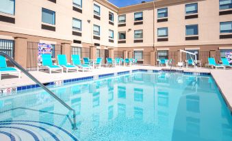 Holiday Inn Express & Suites Pahrump