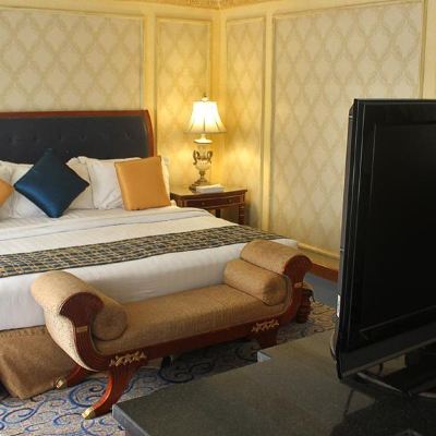 Executive Two-Bedroom Suite