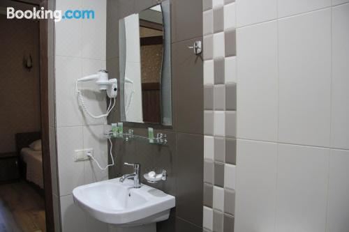 带阳台的三人房