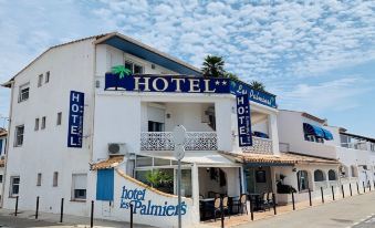 Hotel les Palmiers En Camargue