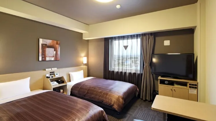 ホテルルートイン新富士駅南 外観