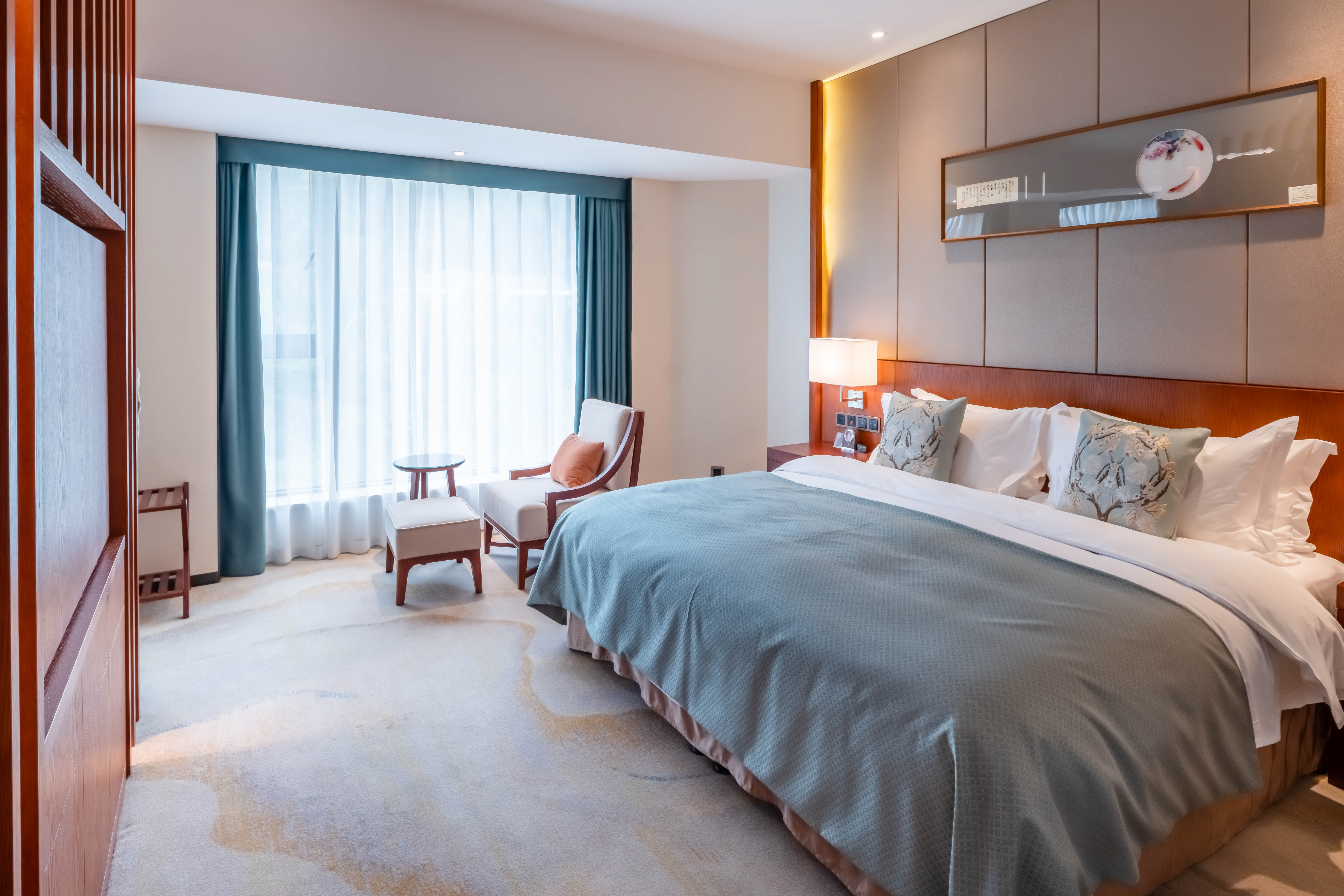 山景雅致大床房（森林山景+會客廳+雙衞）