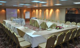Rigs Inn - Housity