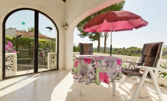 Spacious Detached Villa on The Costa Blanca with Heated Pool and Beautiful View