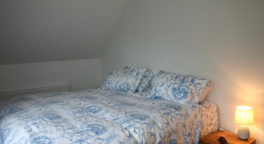 Wee Corsee Two-Bedroom Apartment